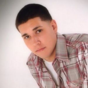 Meet your Posher, Luis